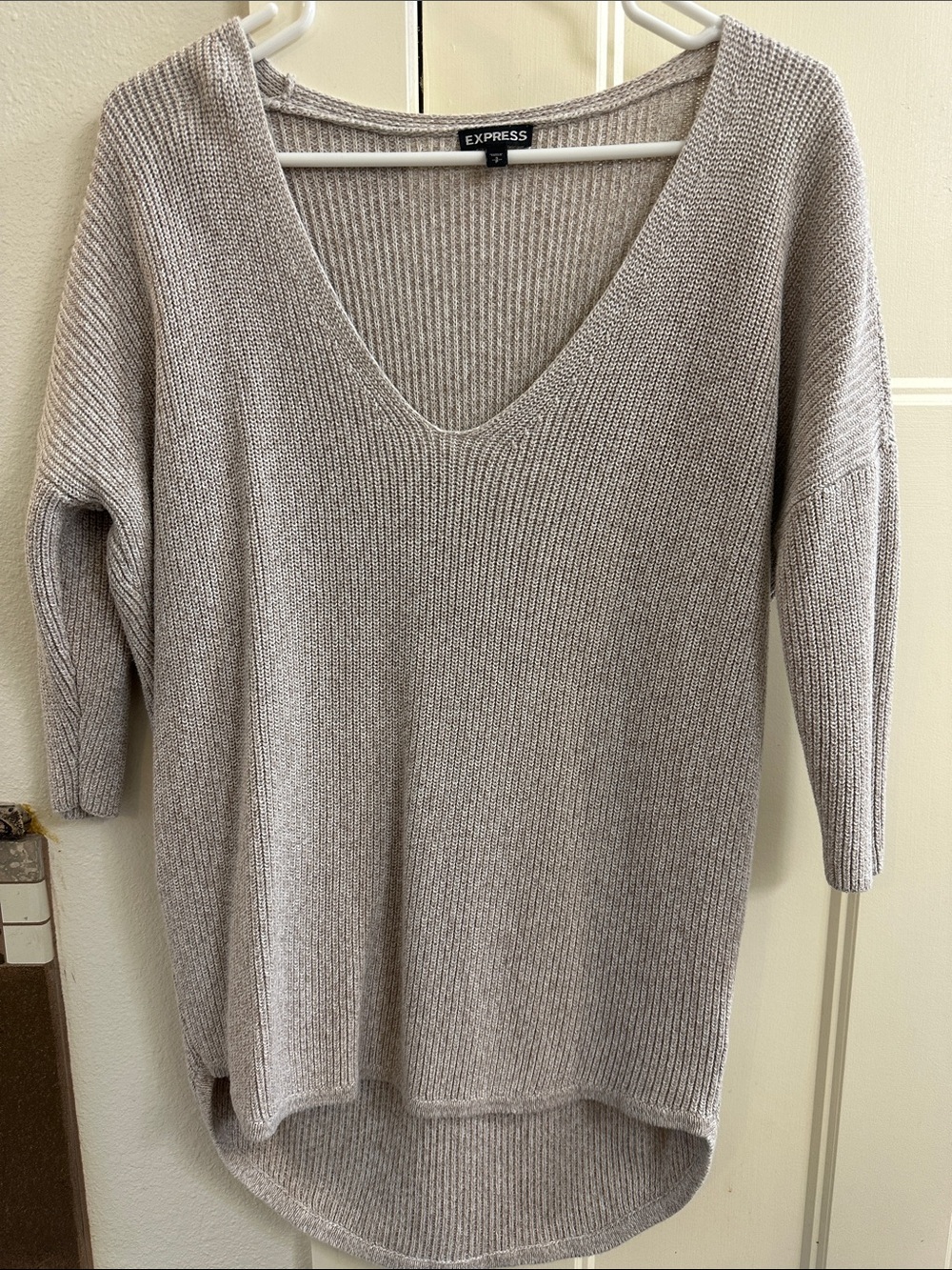 Express V-Neck Ribbed Knit Sweater in Light Taupe